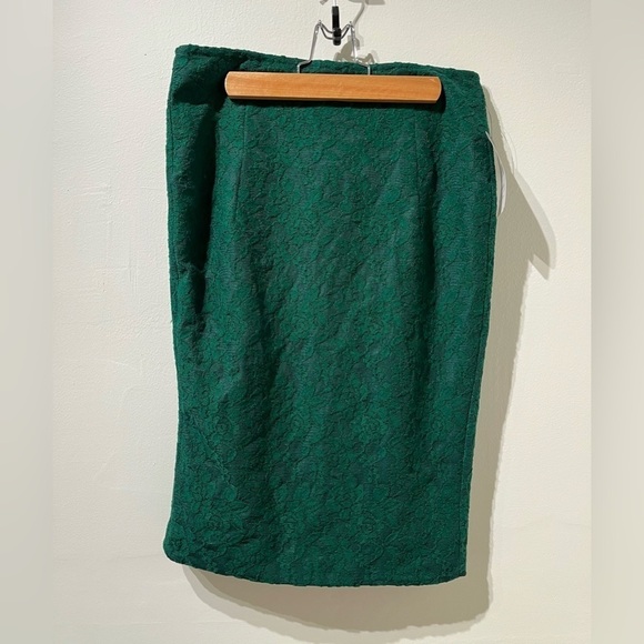 Zara Emerald Green Floral Lace Pencil Skirt Size Medium - Picture 1 of 6